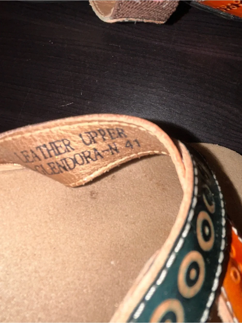 L'Artiste Glendora sandals women’s size 41/9